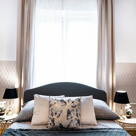 Clicktheflat Royal Route Warecka Apart Rooms Warschau Exterior foto
