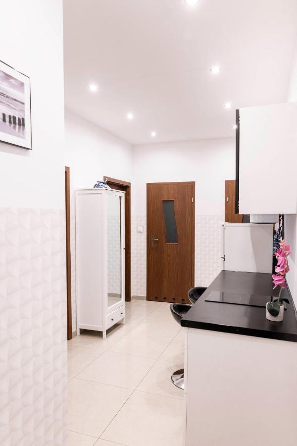 Clicktheflat Royal Route Warecka Apart Rooms Warschau Exterior foto