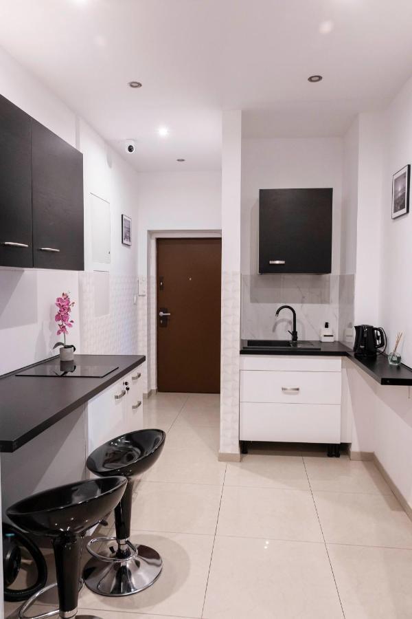 Clicktheflat Royal Route Warecka Apart Rooms Warschau Exterior foto