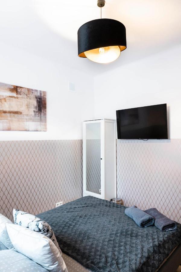 Clicktheflat Royal Route Warecka Apart Rooms Warschau Exterior foto