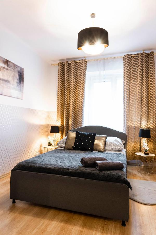 Clicktheflat Royal Route Warecka Apart Rooms Warschau Exterior foto