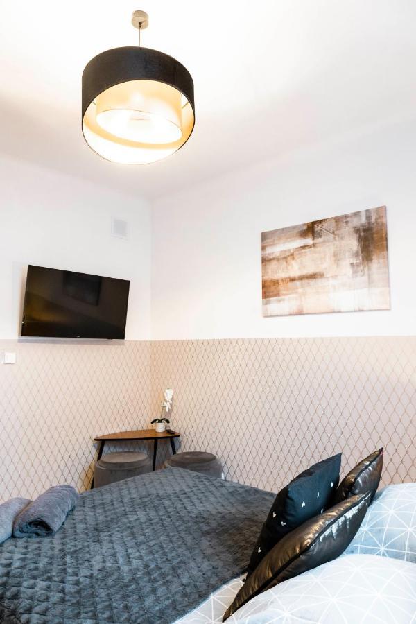 Clicktheflat Royal Route Warecka Apart Rooms Warschau Exterior foto